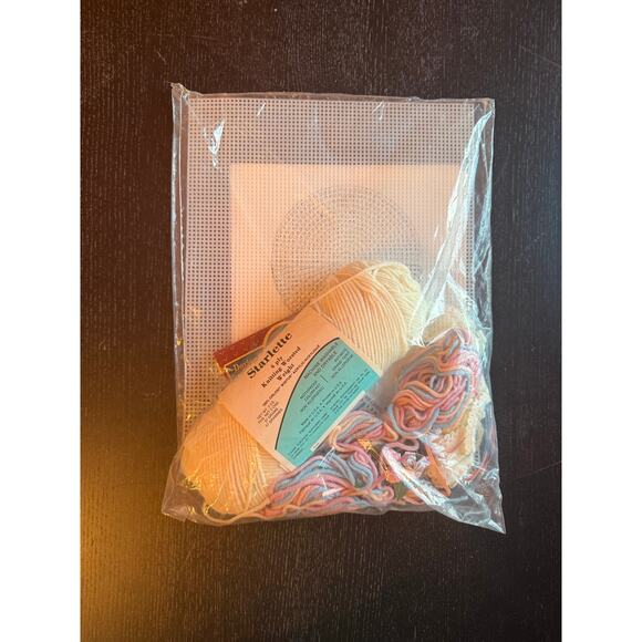 Mary Maxim Victorian Christmas Ornament Plastic Canvas Needlpoint Kit #67156 - Picture 2 of 3